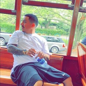 Meet your Posher, Vincent